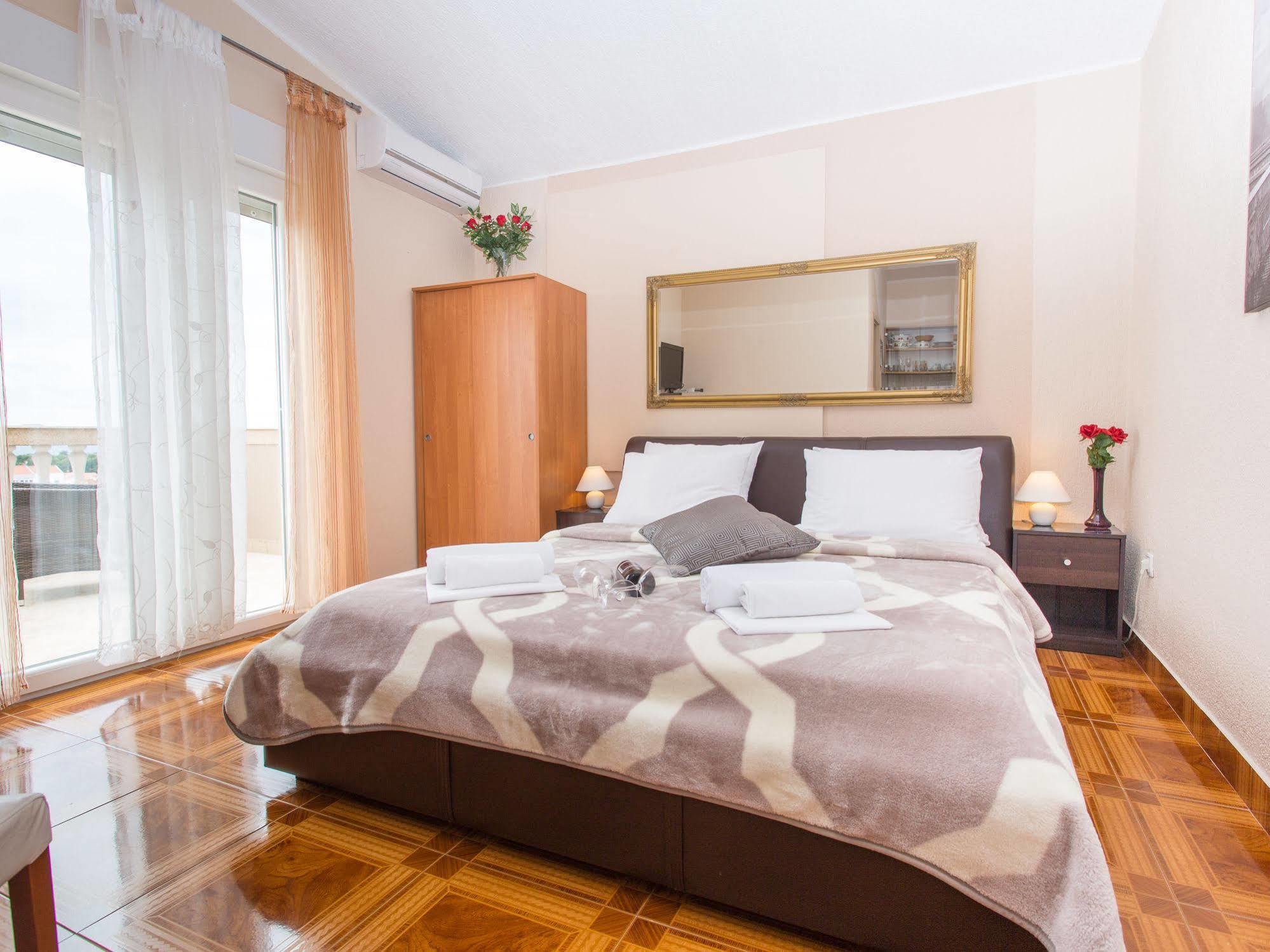 Villa Valentina Задар Екстериор снимка
